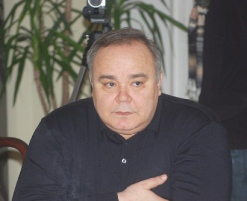 Adzic a primit o suspendare record: 6 luni nu calcă pe teren
